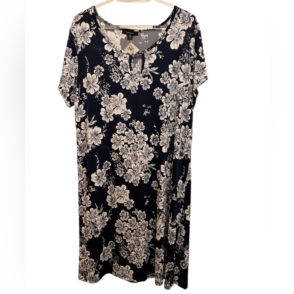 Expresso Navy Blue and White Embossed Floral Design Dress Size 2X